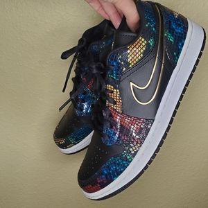 Nike Air Jordan 1 Low Snakeskin Multicolor 8.5